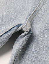 Load image into Gallery viewer, Distressed Jeans
