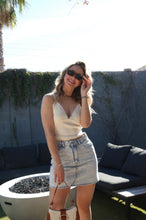 Load image into Gallery viewer, Jean Mini Skirt