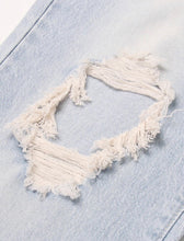 Load image into Gallery viewer, Distressed Jeans