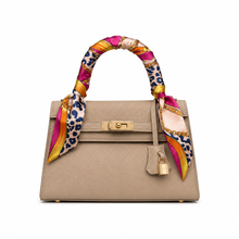 Load image into Gallery viewer, Velvet Leopard Bag Scarf
