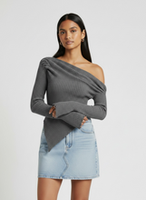 Load image into Gallery viewer, Ribbed Knit Long Sleeve
